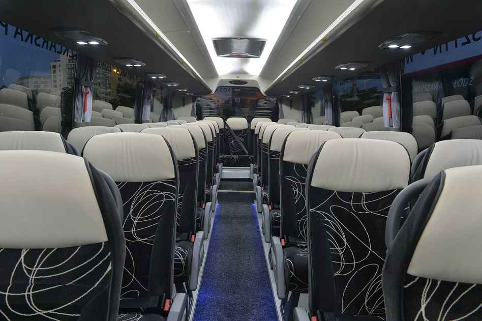 Ile jest miejsc w autokarze