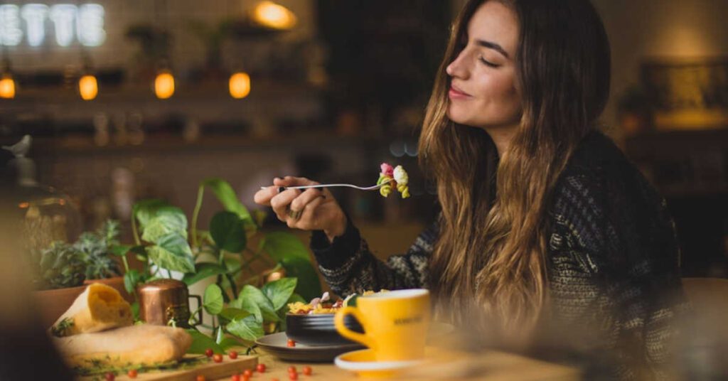 All inclusive vs. wynajem apartamentu – gdzie kryją się ukryte koszty urlopu?